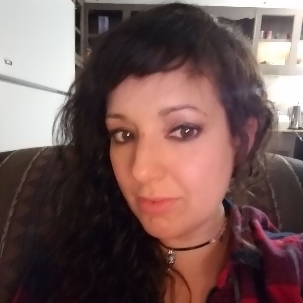 Meet your Posher, Andrea